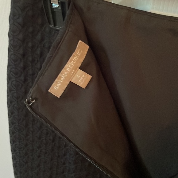 Banana republic skirt - Picture 3 of 3